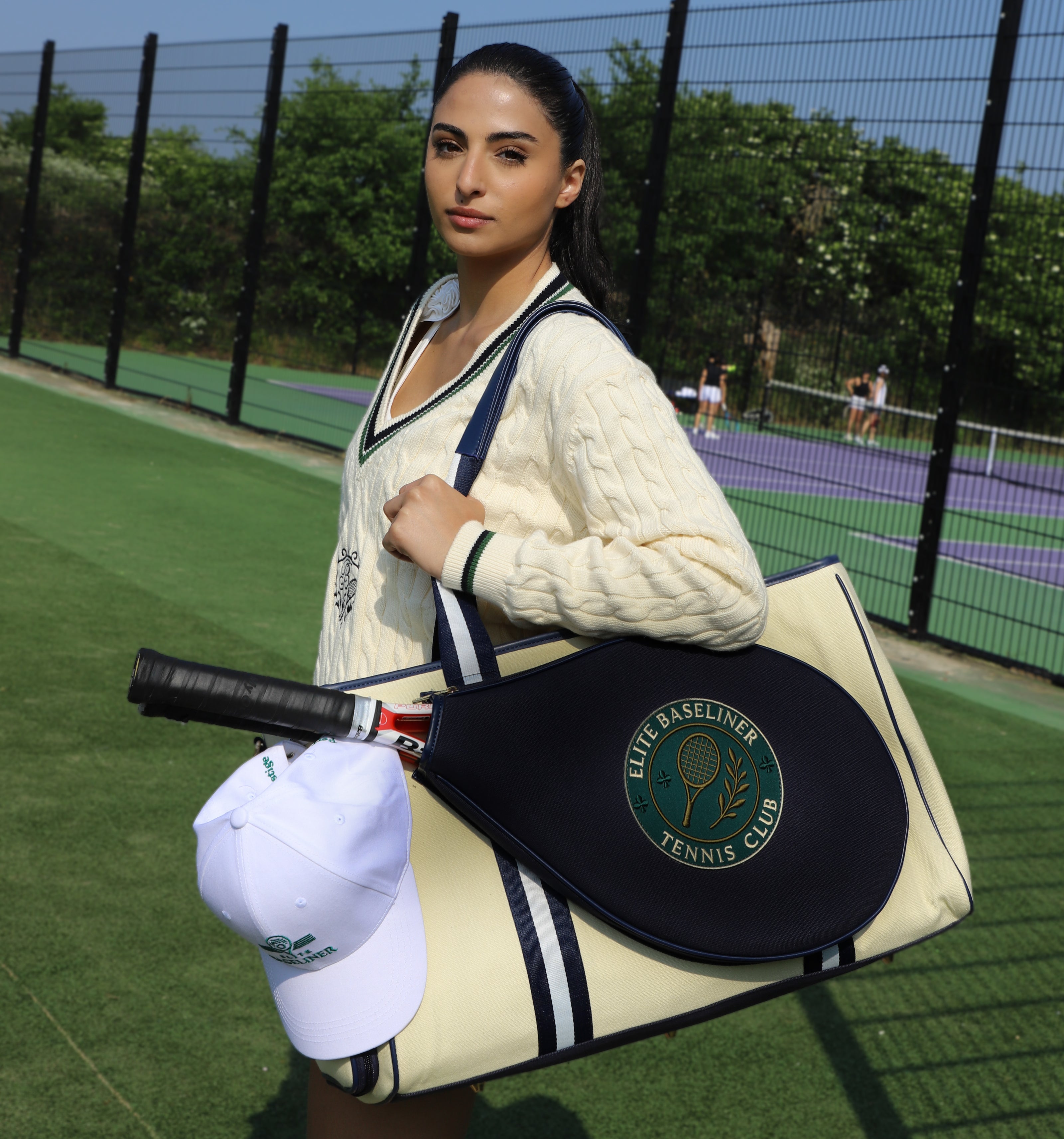Court Tote